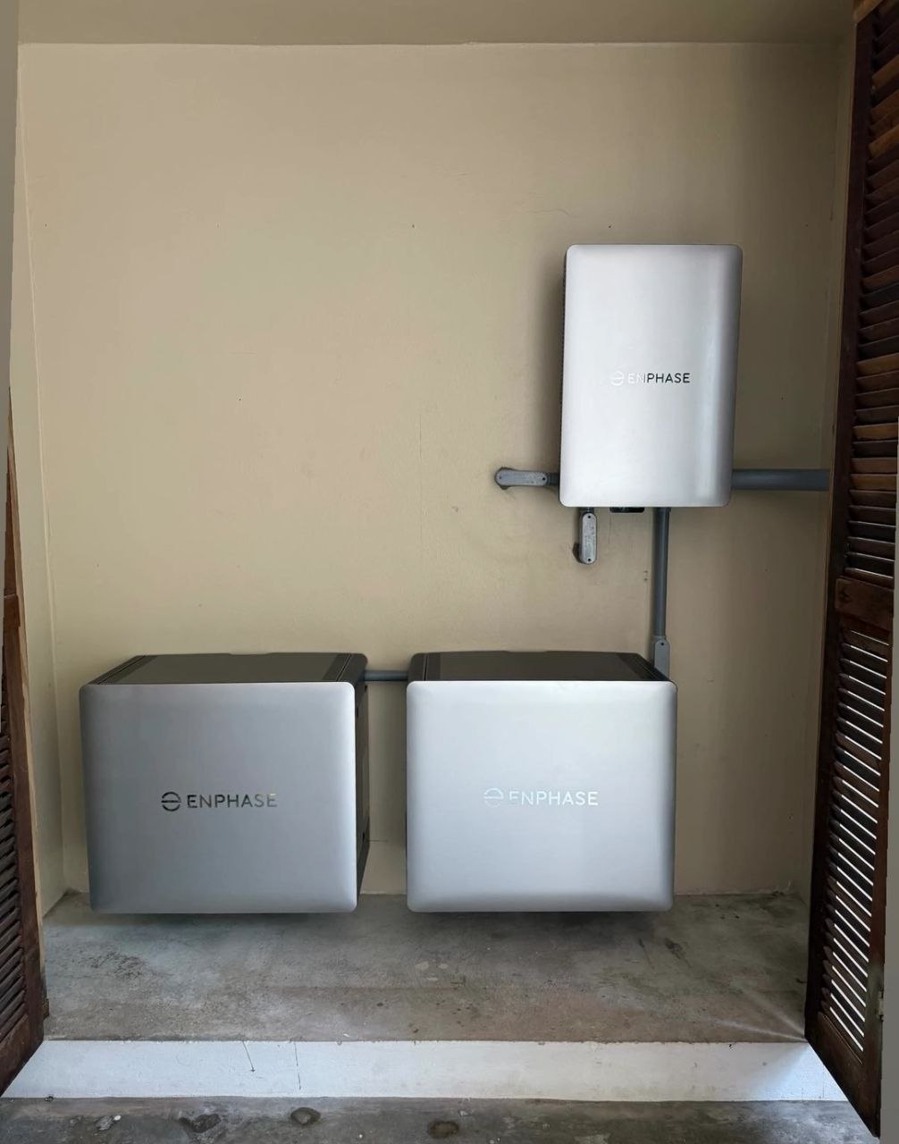 Sistema de baterías Enphase instalado